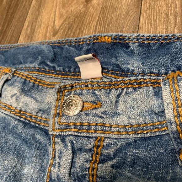 True Religion cut-off denim shorts - Picture 2 of 5